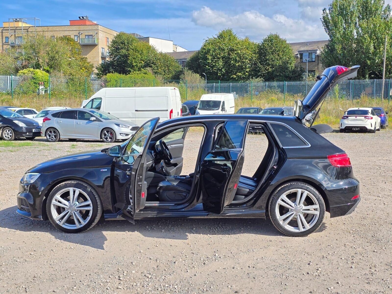 Used Audi A3 2017 for sale - 76958635: Photo 12