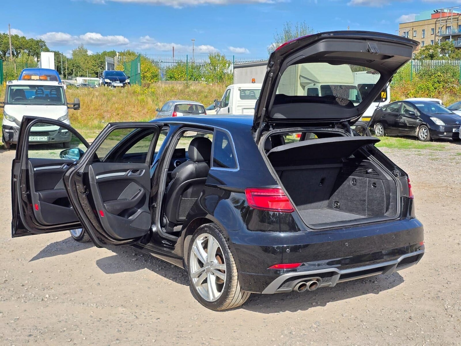 Used Audi A3 2017 for sale - 76958635: Photo 18