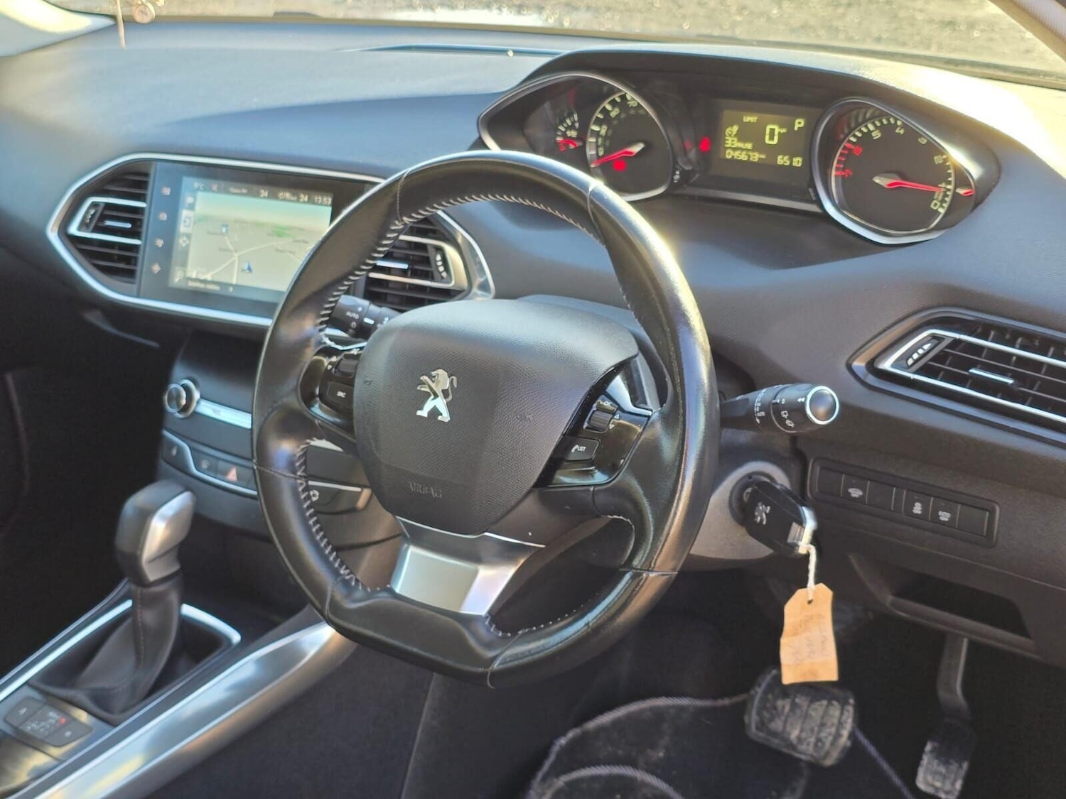 Used Peugeot 308 2016 for sale - 76406092: Photo 37