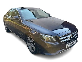 Used Mercedes-Benz E Class 2018 for sale - 79586337: Photo