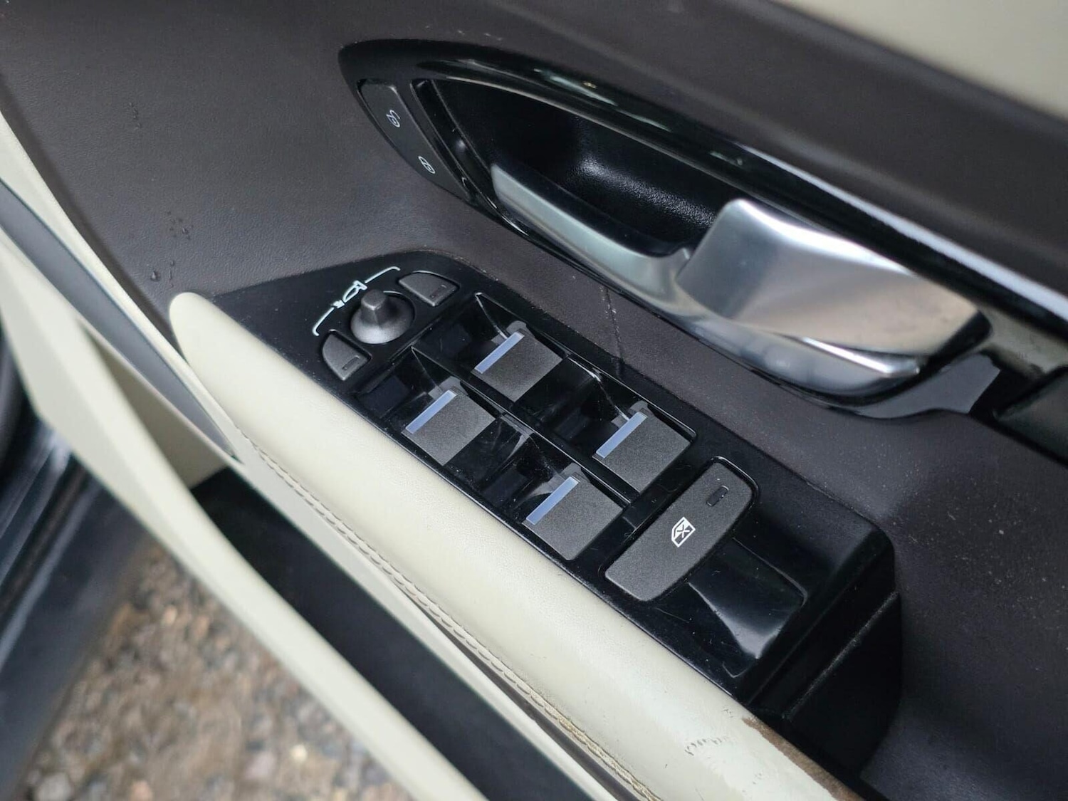 Used Land Rover Range Rover Evoque 2014 for sale - 77022977: Photo 30