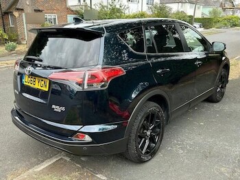 Used Toyota RAV4 2018 for sale - 75712223: Photo