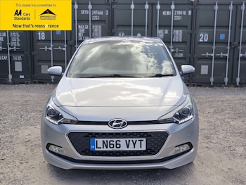 Used Hyundai i20 2016 for sale - 79046945: Photo