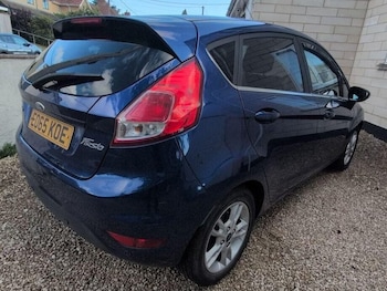 Used Ford Fiesta 2015 for sale - 75517150: Photo
