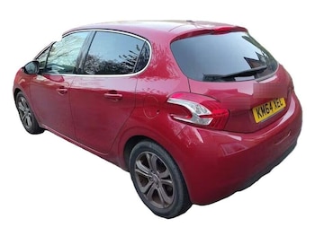Used Peugeot 208 2015 for sale - 78565317: Photo