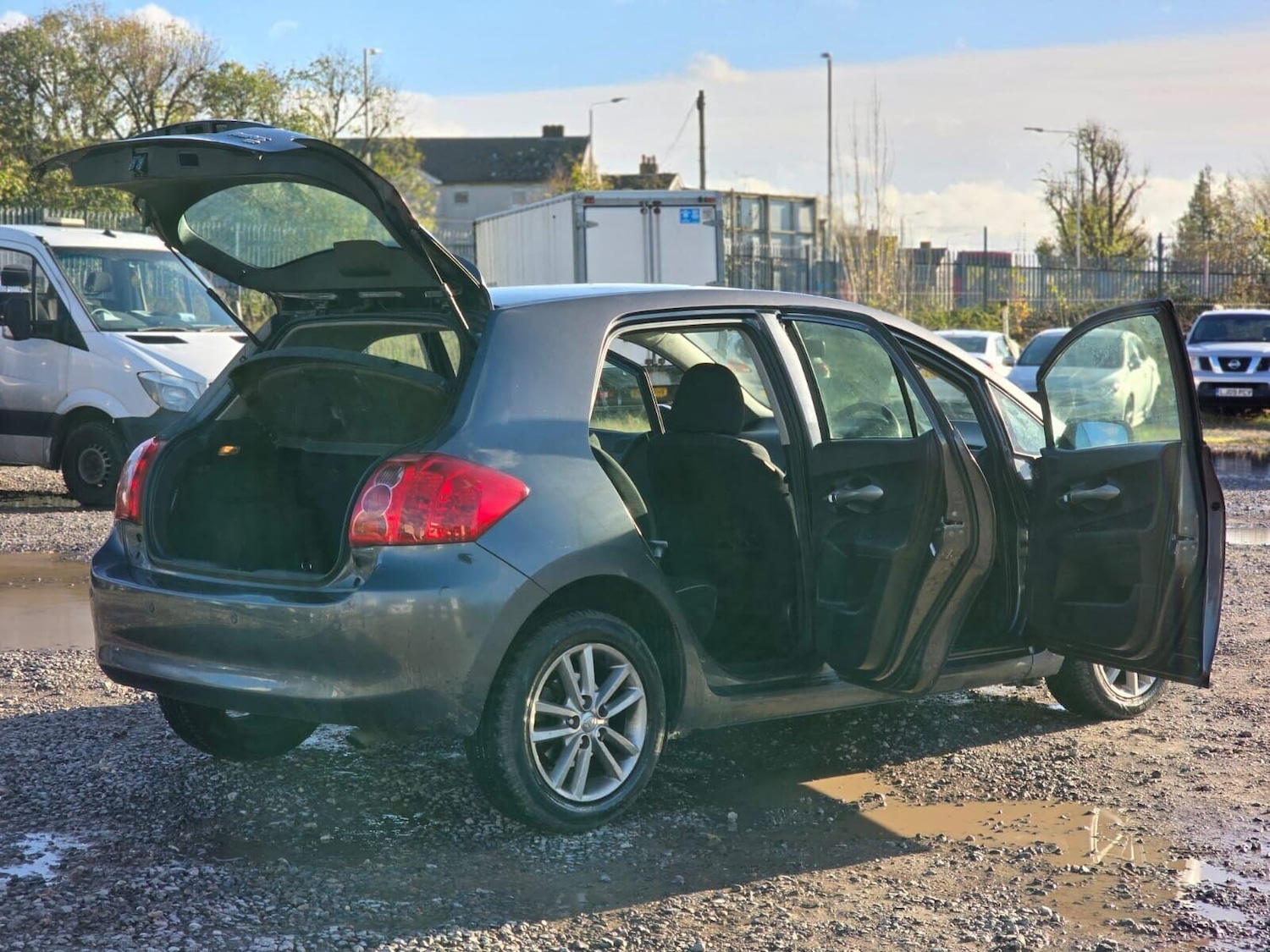 Used Toyota Auris 2009 for sale - 76682448: Photo 17