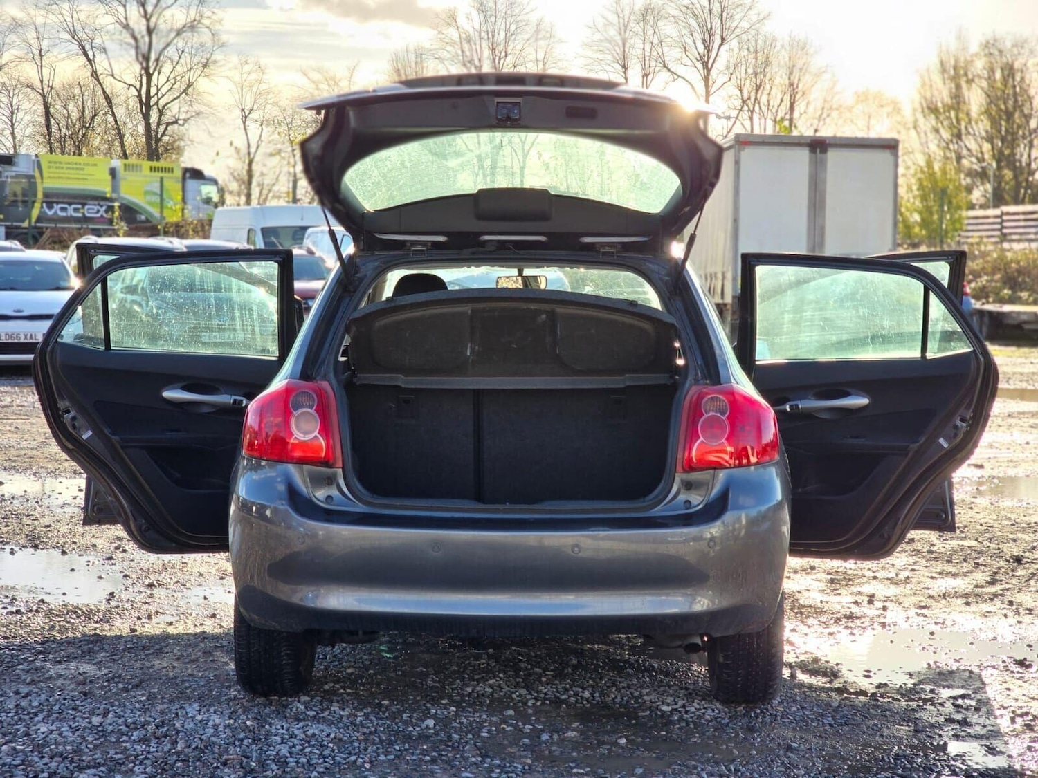 Used Toyota Auris 2009 for sale - 76682448: Photo 33