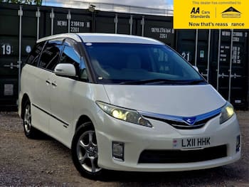 Used Toyota Estima 2011 for sale - 79691510: Photo