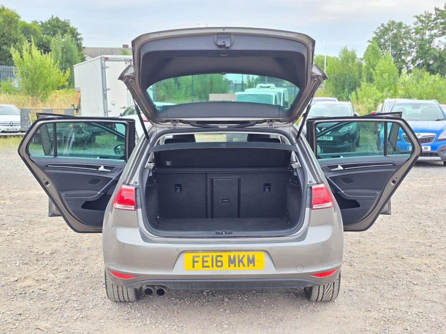 Vehicle 33