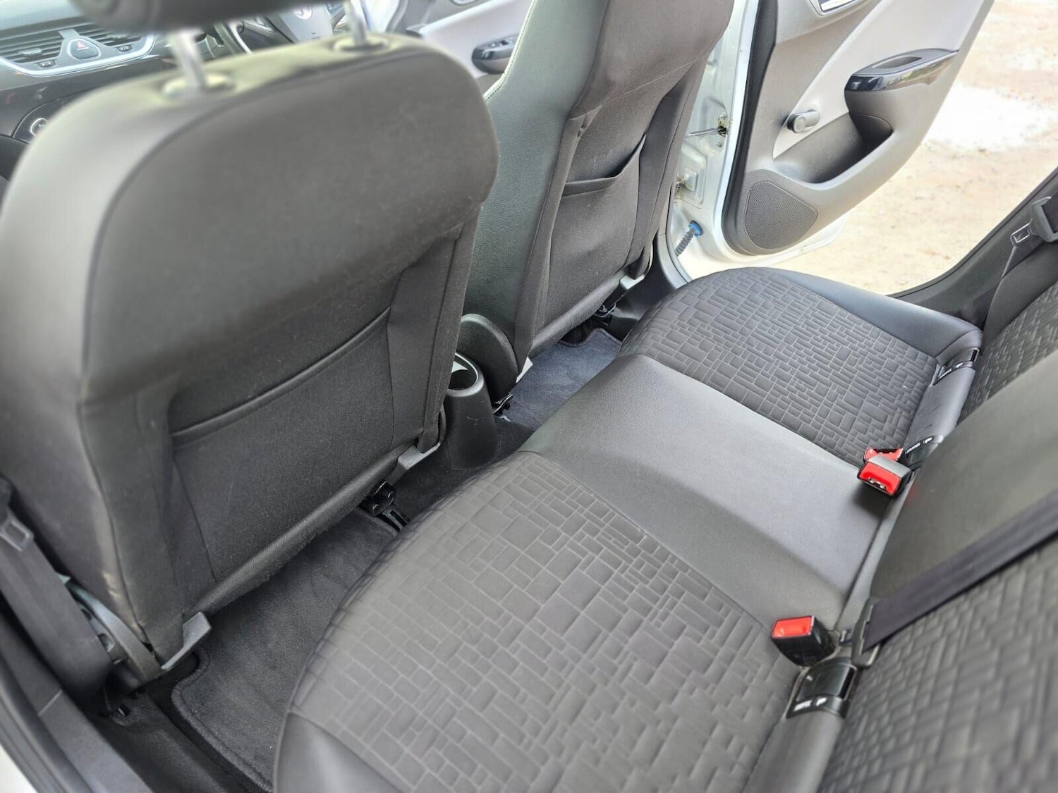 Used Vauxhall Corsa 2015 for sale - 77168668: Photo 25