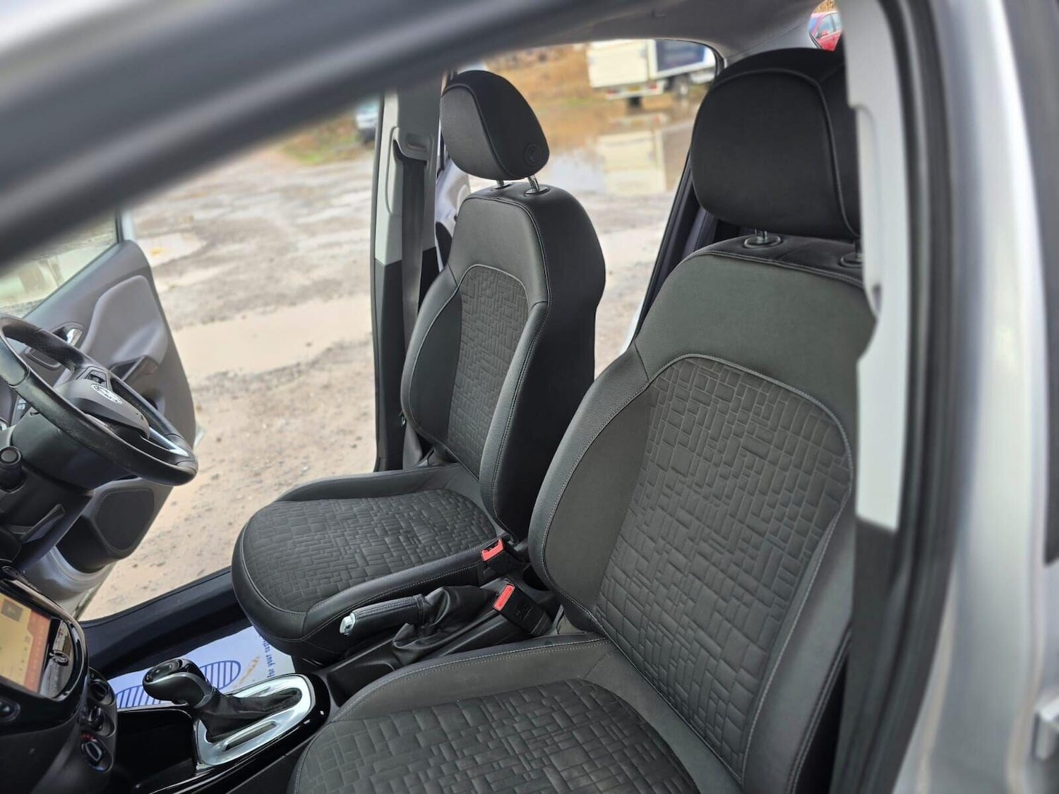 Used Vauxhall Corsa 2015 for sale - 77168668: Photo 36