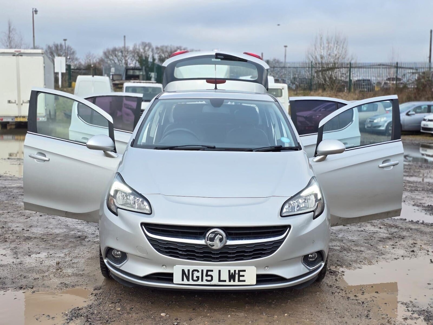 Used Vauxhall Corsa 2015 for sale - 77168668: Photo 7