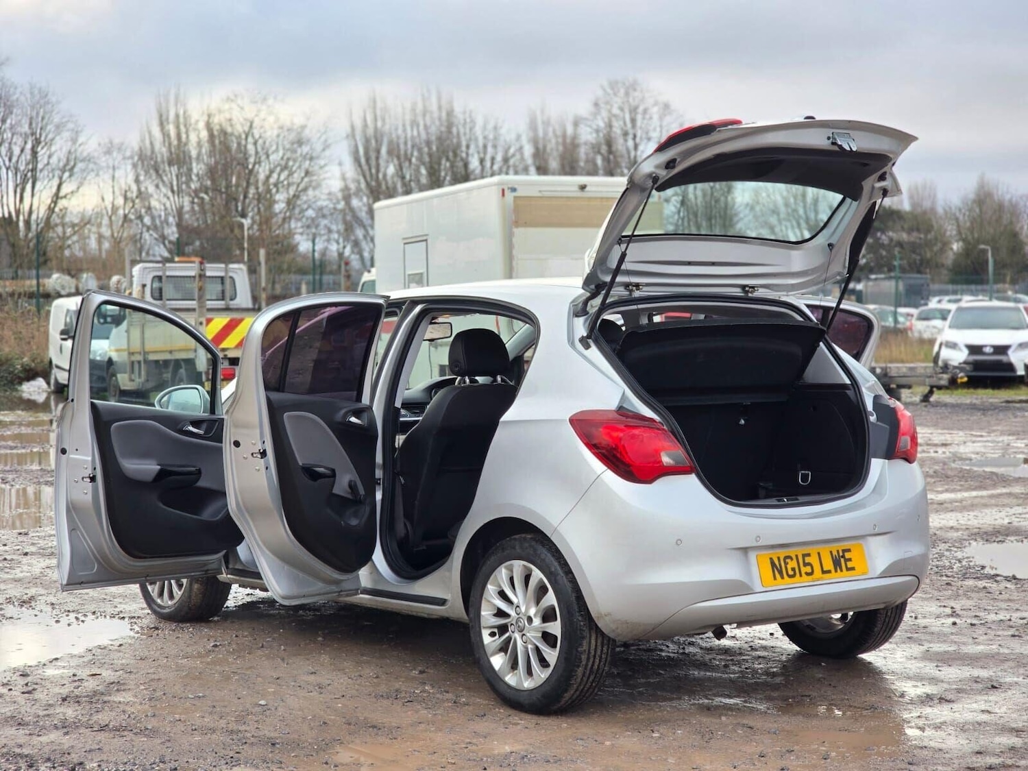 Used Vauxhall Corsa 2015 for sale - 77168668: Photo 9