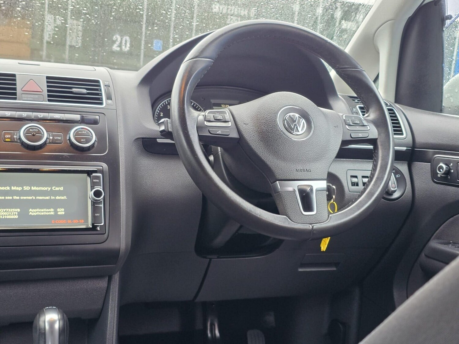 Used Volkswagen Touran 2025 for sale - 77461311: Photo 32