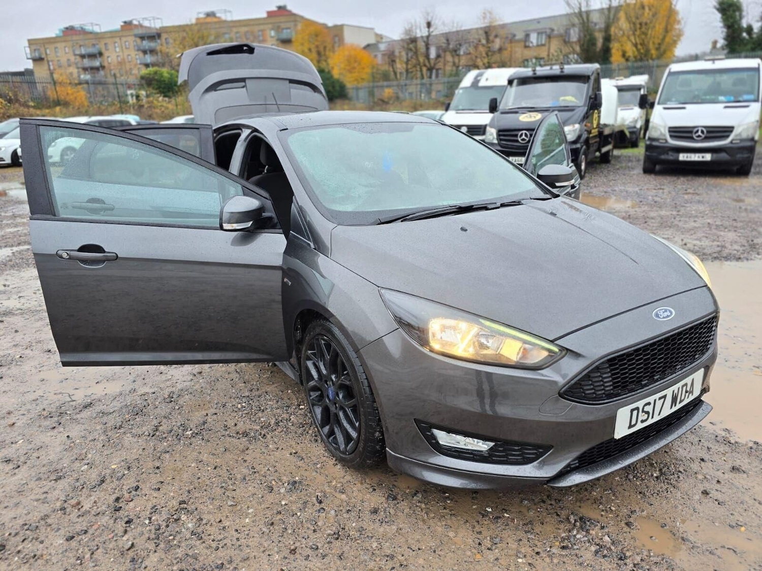 Used Ford Focus 2017 for sale - 77889297: Photo 5