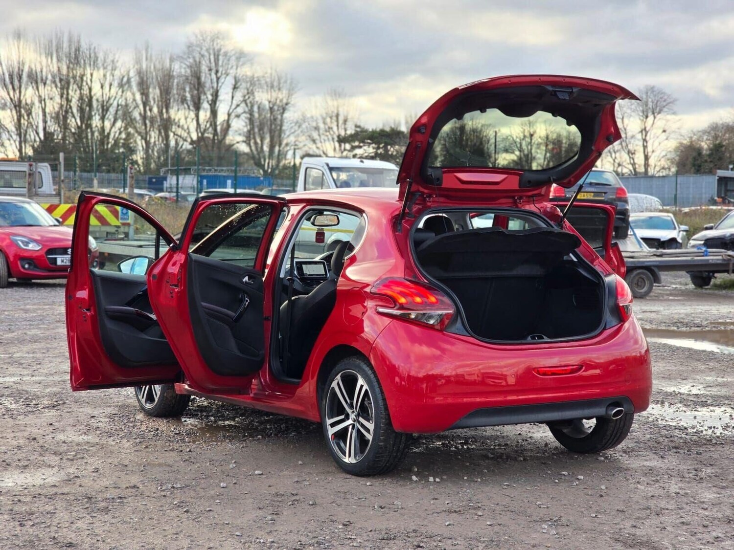 Used Peugeot 208 2018 for sale - 76883899: Photo 58