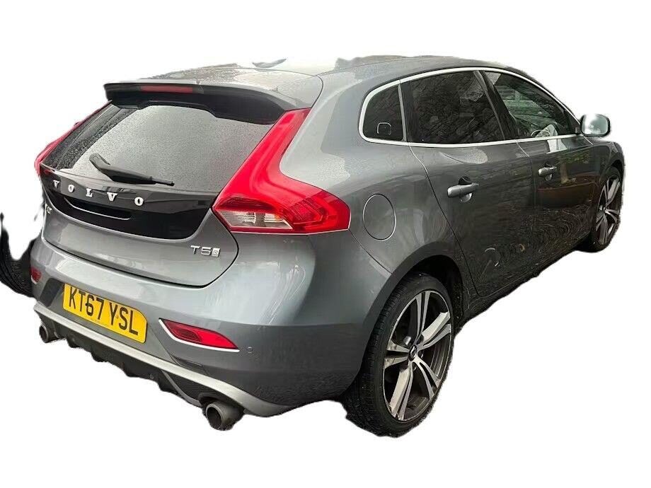 Used Volvo V40 2018 for sale - 77474695: Photo 4