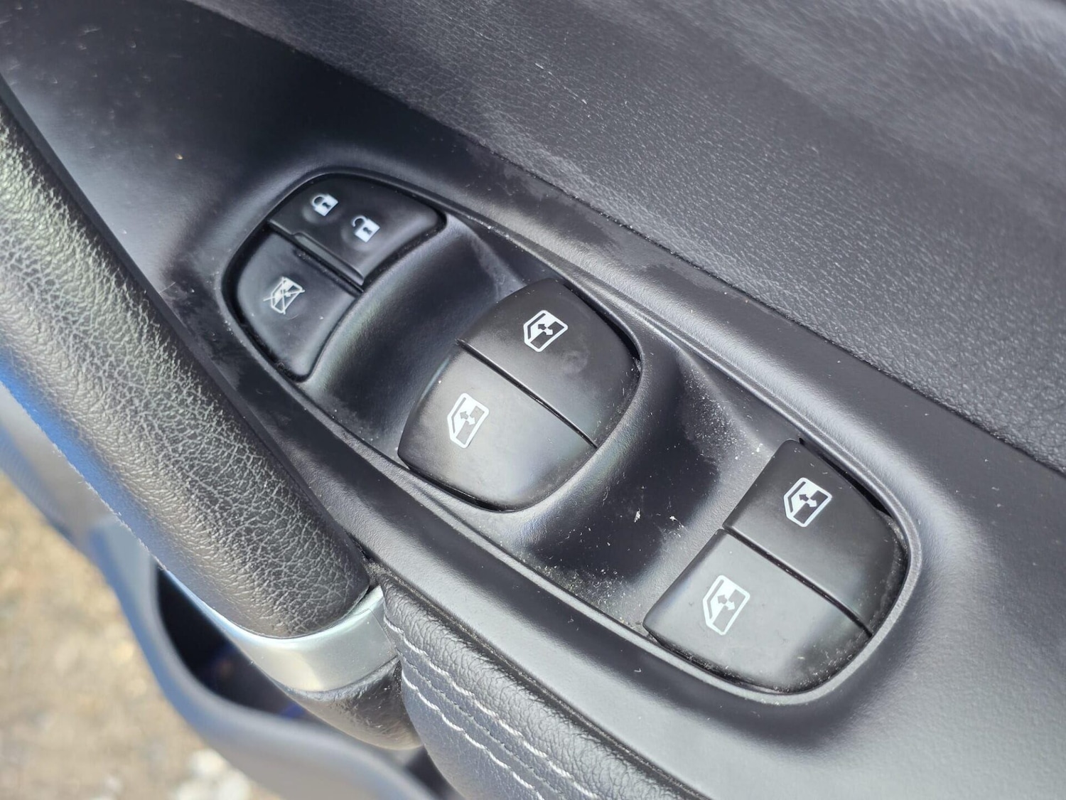 Used Nissan Qashqai 2018 for sale - 77662049: Photo 25