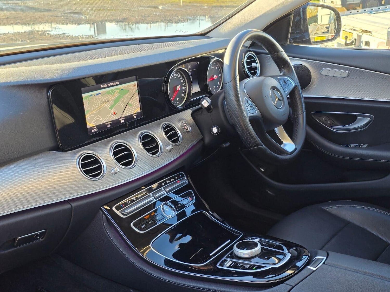 Used Mercedes-Benz E Class 2016 for sale - 76526980: Photo 24