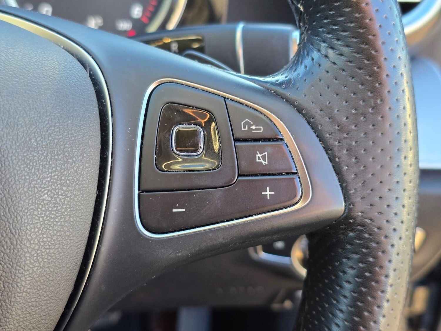 Used Mercedes-Benz E Class 2016 for sale - 76526980: Photo 33