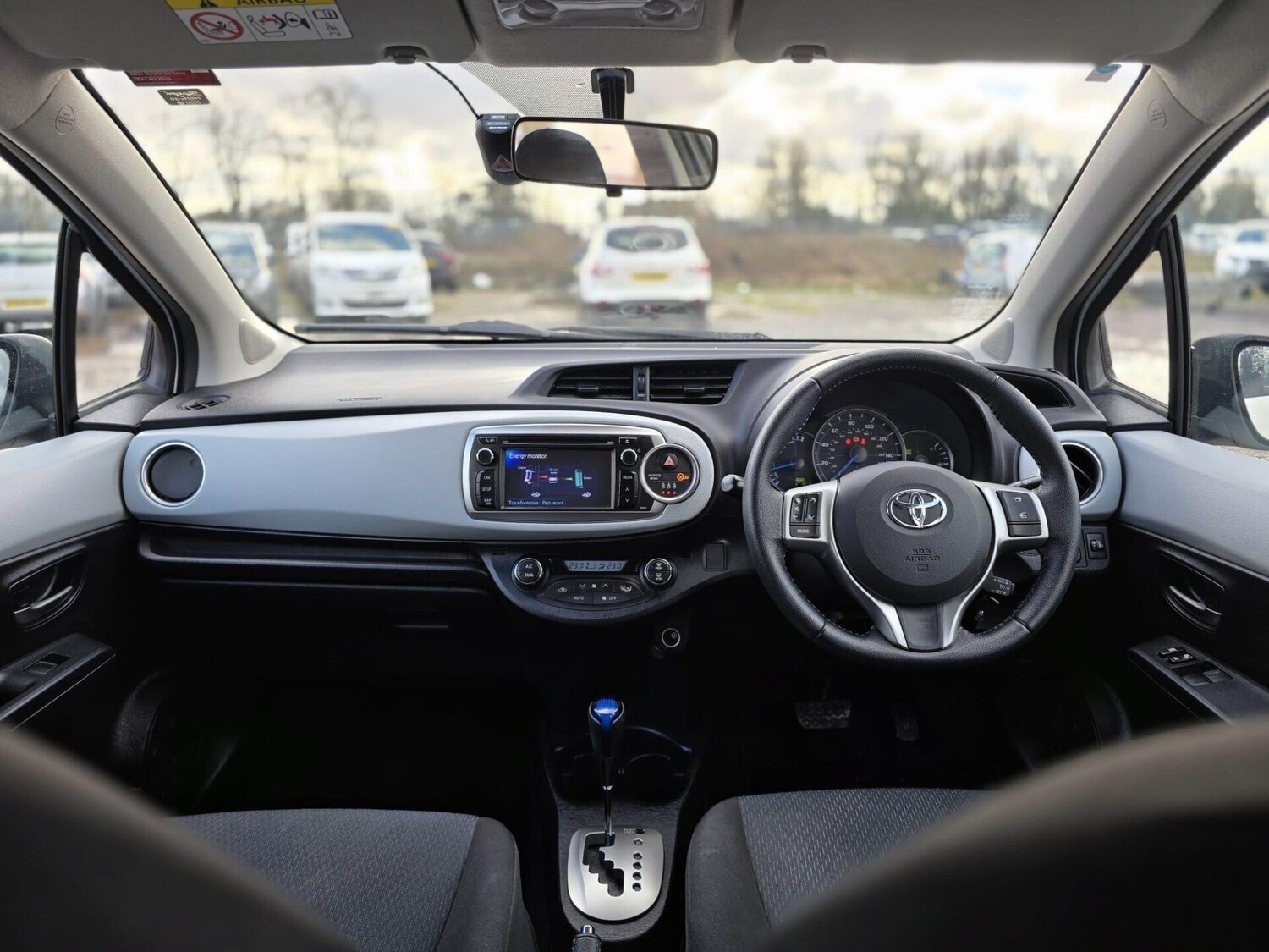 Used Toyota Yaris 2014 for sale - 78190756: Photo 19