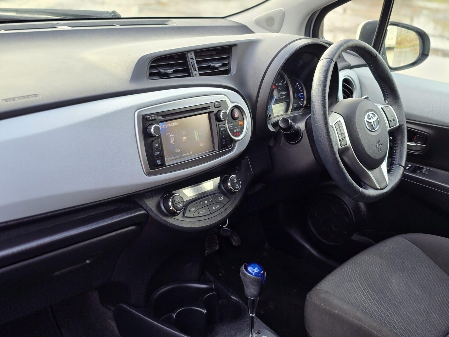 Used Toyota Yaris 2014 for sale - 78190756: Photo 24