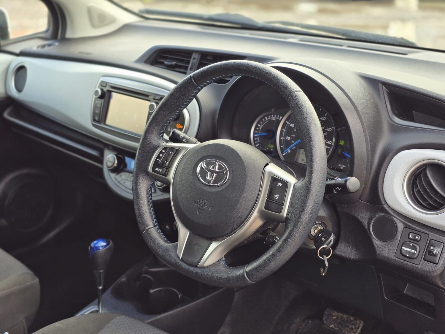 Used Toyota Yaris 2014 for sale - 78190756: Photo 38