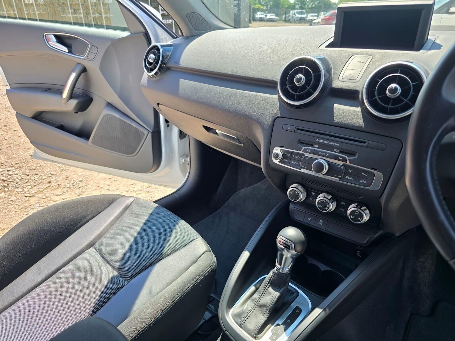 Vehicle 21