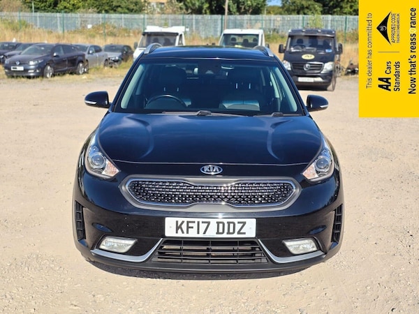 Used Kia Niro 2017 for sale - 75504215: Photo 2