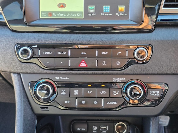 Used Kia Niro 2017 for sale - 75504215: Photo 32