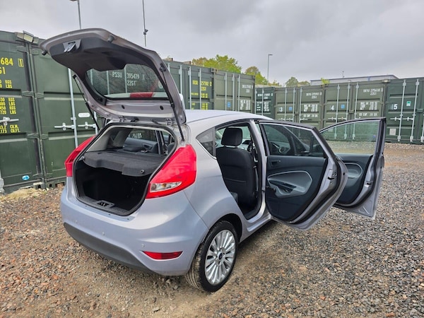 Used Ford Fiesta 2011 for sale - 76101197: Photo 16