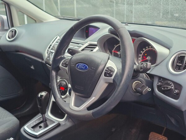 Used Ford Fiesta 2011 for sale - 76101197: Photo 19