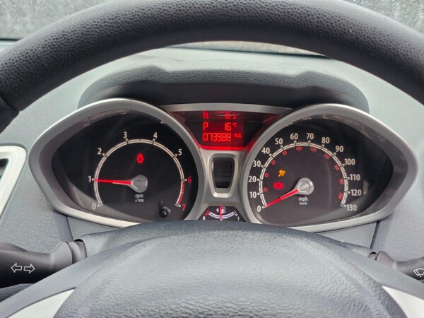 Used Ford Fiesta 2011 for sale - 76101197: Photo 33