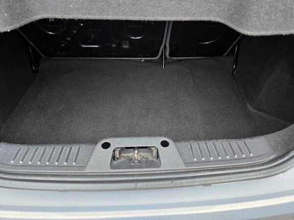 Used Ford Fiesta 2011 for sale - 76101197: Photo 35