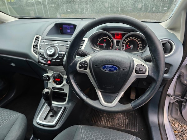 Used Ford Fiesta 2011 for sale - 76101197: Photo 36