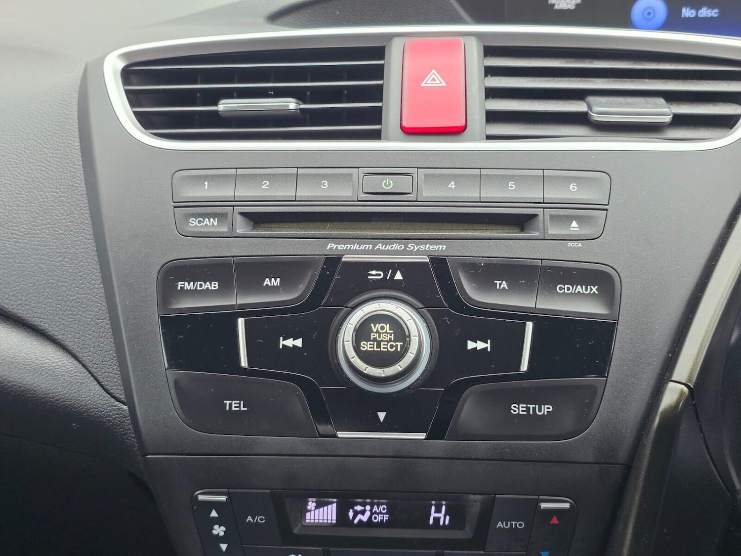 Used Honda Civic 2015 for sale - 76461320: Photo 33