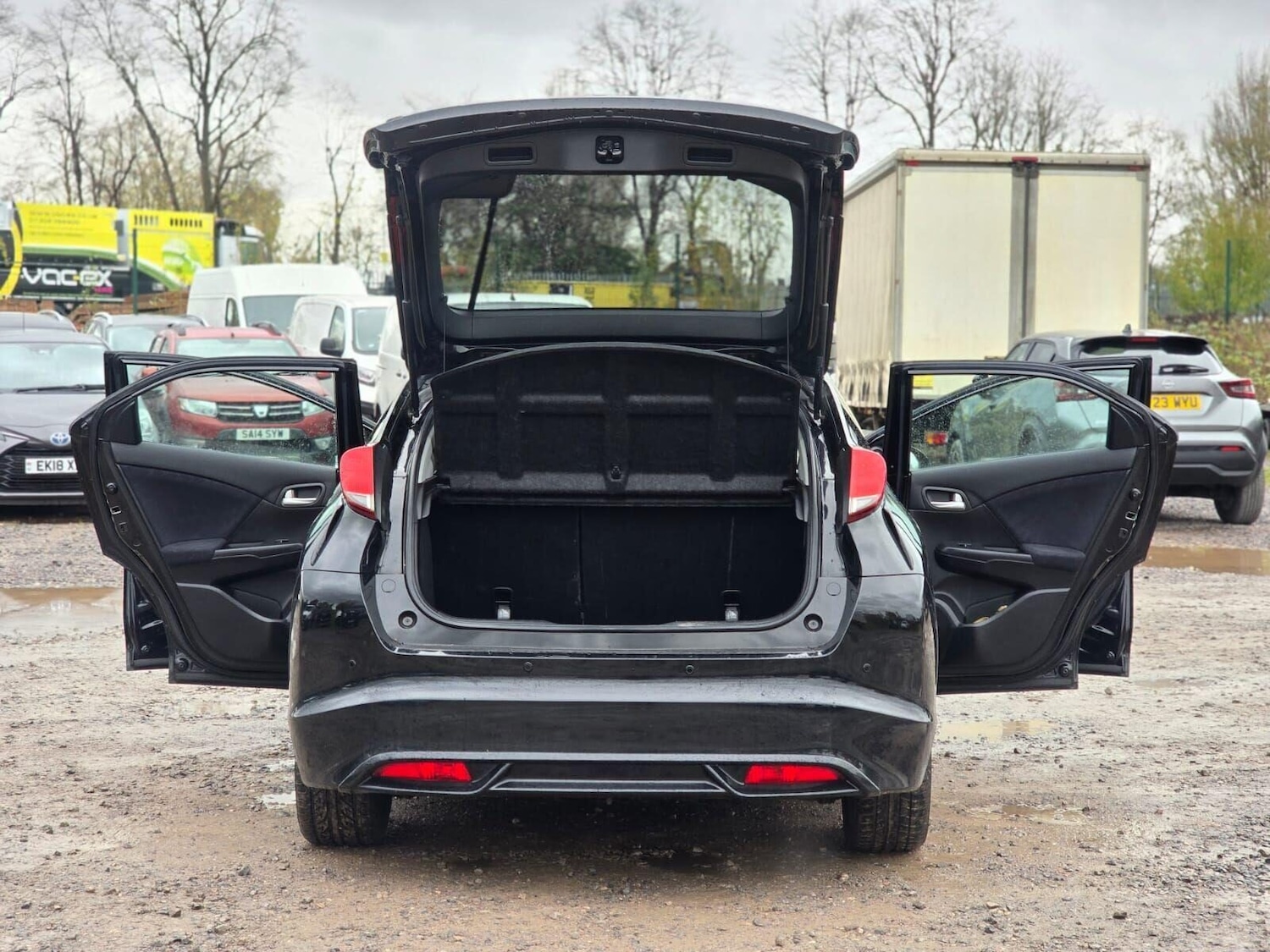 Used Honda Civic 2015 for sale - 76461320: Photo 37