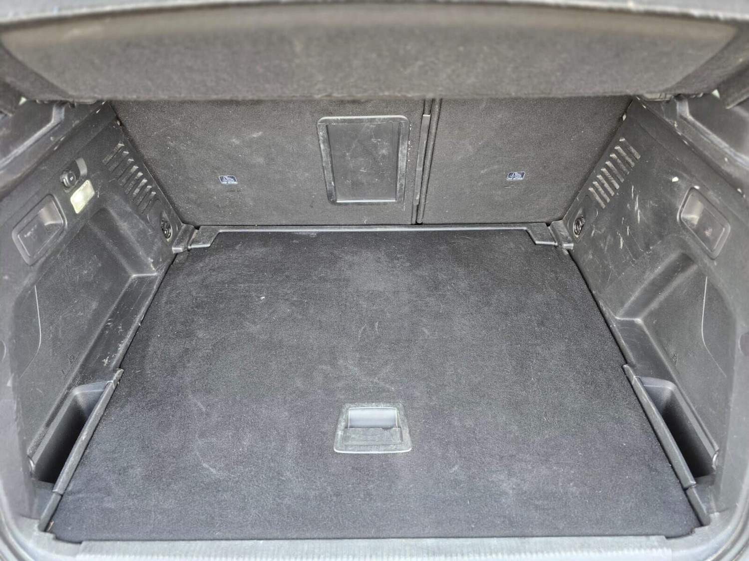 Used Peugeot 3008 2017 for sale - 76616975: Photo 37