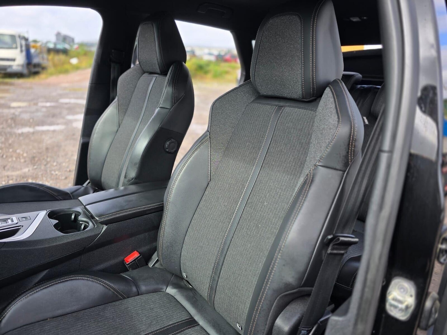 Used Peugeot 3008 2017 for sale - 76616975: Photo 39