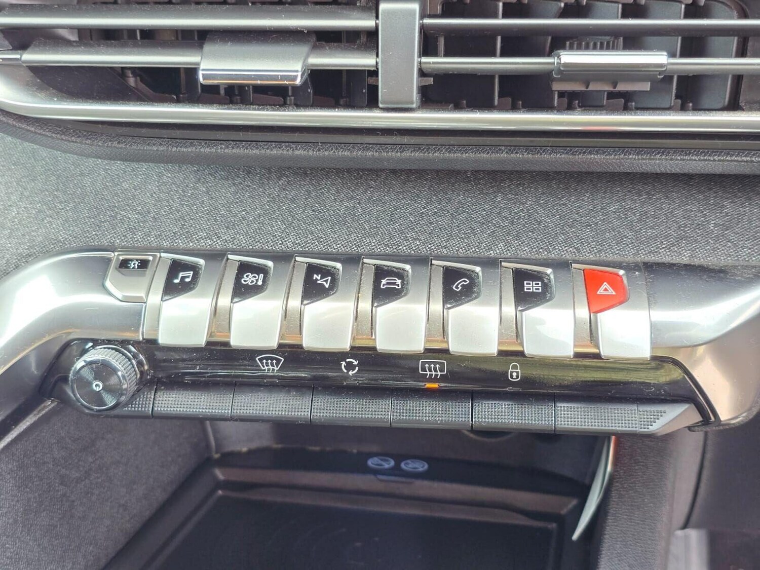 Used Peugeot 3008 2017 for sale - 76616975: Photo 60