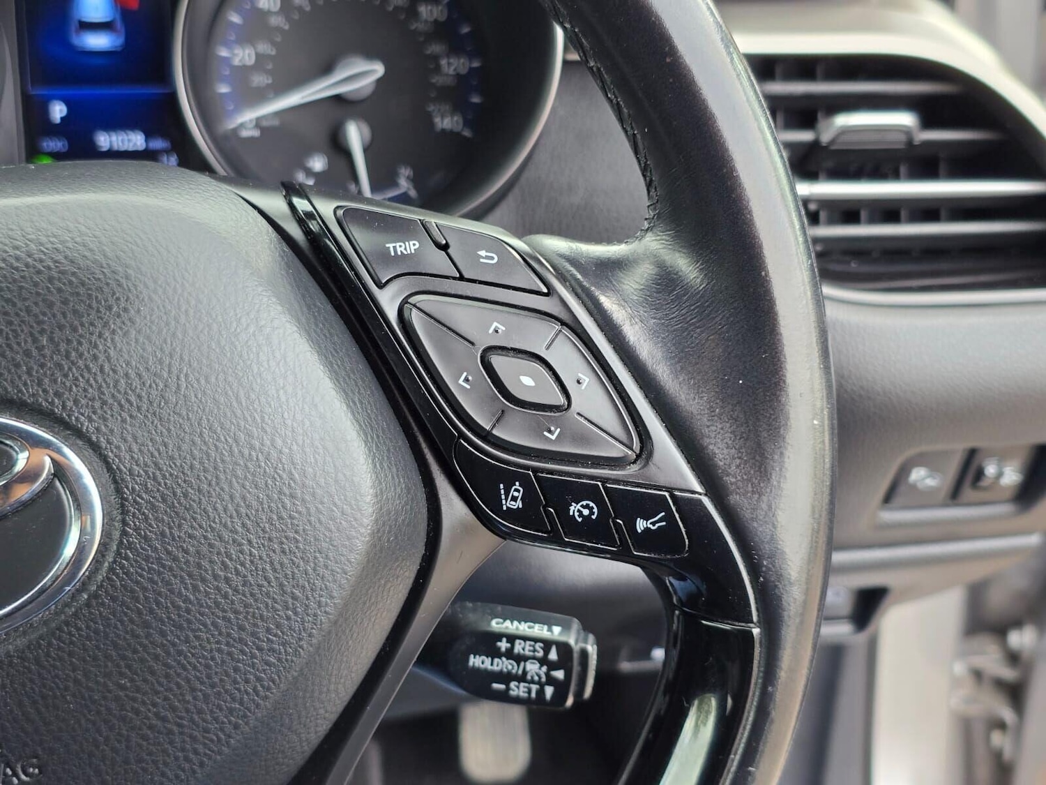 Used Toyota C-HR 2017 for sale - 76578233: Photo 29