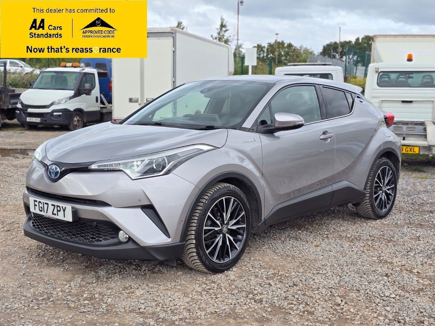 Used Toyota C-HR 2017 for sale - 76578233: Photo 3