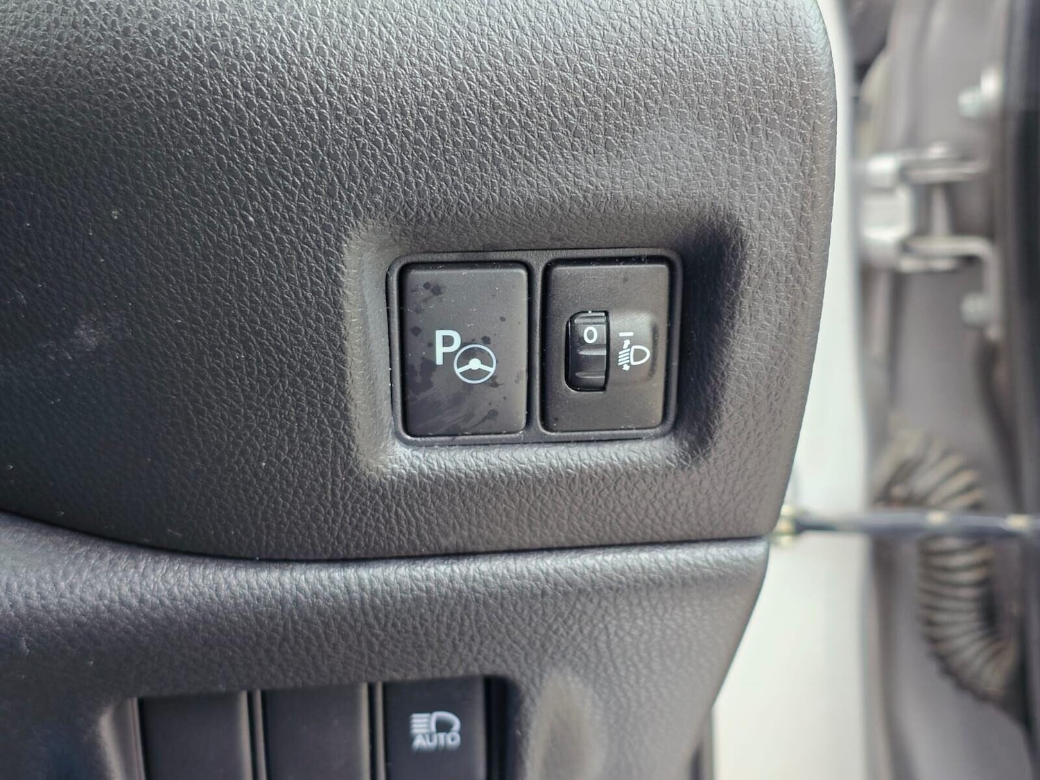 Used Toyota C-HR 2017 for sale - 76578233: Photo 33