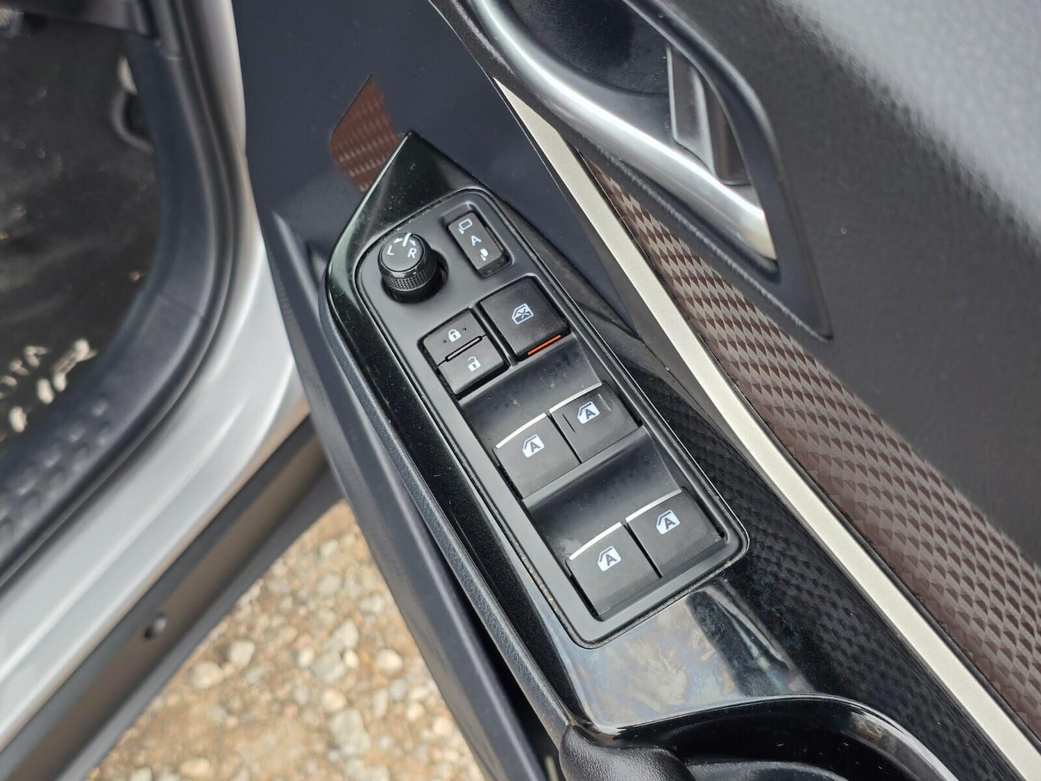 Used Toyota C-HR 2017 for sale - 76578233: Photo 35