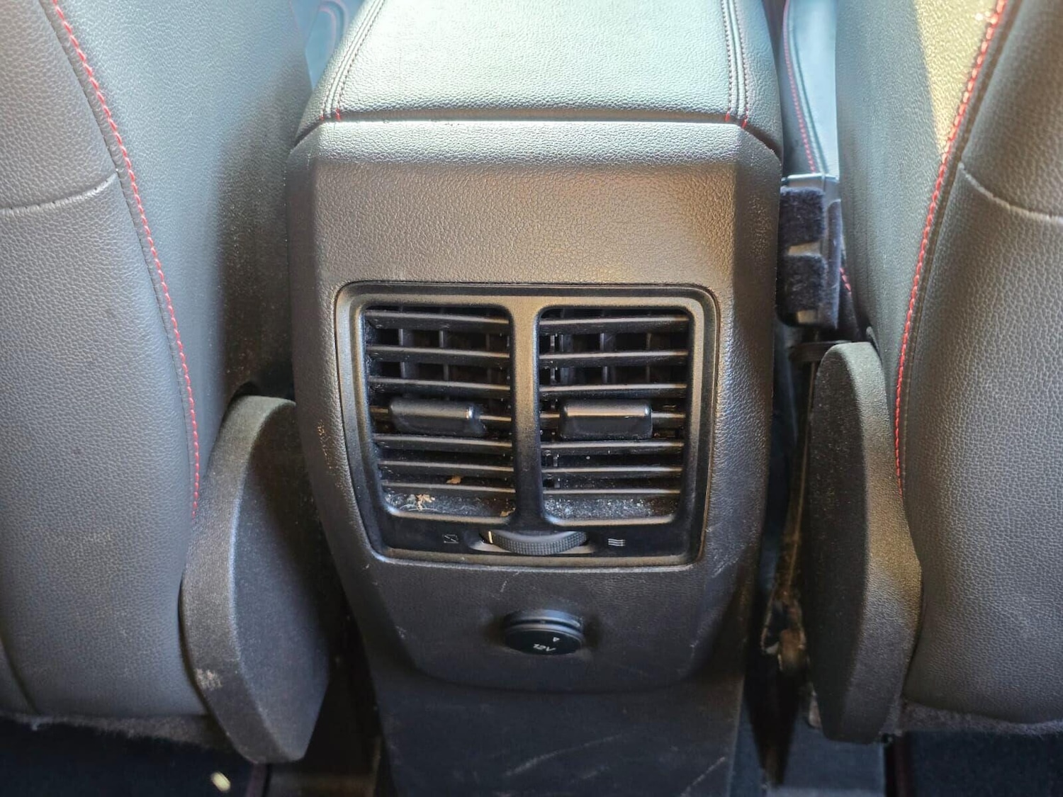 Used Ford Kuga 2017 for sale - 76847746: Photo 31