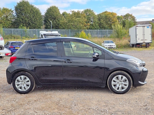 Used Toyota Yaris 2015 for sale - 75789768: Photo 12