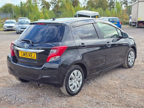 Used Toyota Yaris 2015 for sale - 75789768: Photo 14