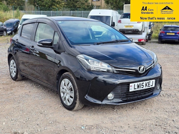 Used Toyota Yaris 2015 for sale - 75789768: Photo 1