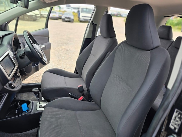 Used Toyota Yaris 2015 for sale - 75789768: Photo 23