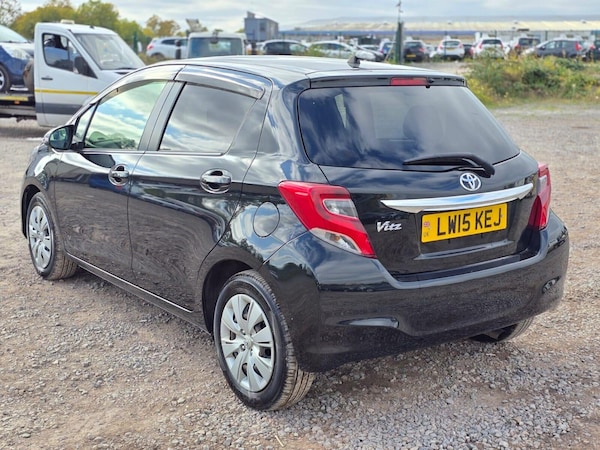 Used Toyota Yaris 2015 for sale - 75789768: Photo 4